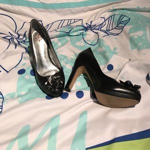 black Christmas bow heel anthropologie