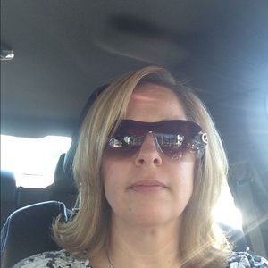 Meet your Posher, Wendy