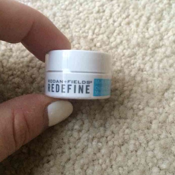 Rodan & Fields Mini Multifunctional Eye Cream - Picture 2 of 4