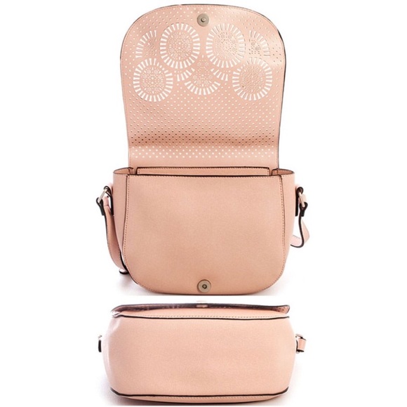 Stone Laser Cut Saddle Crossbody Handbag - Picture 3 of 4