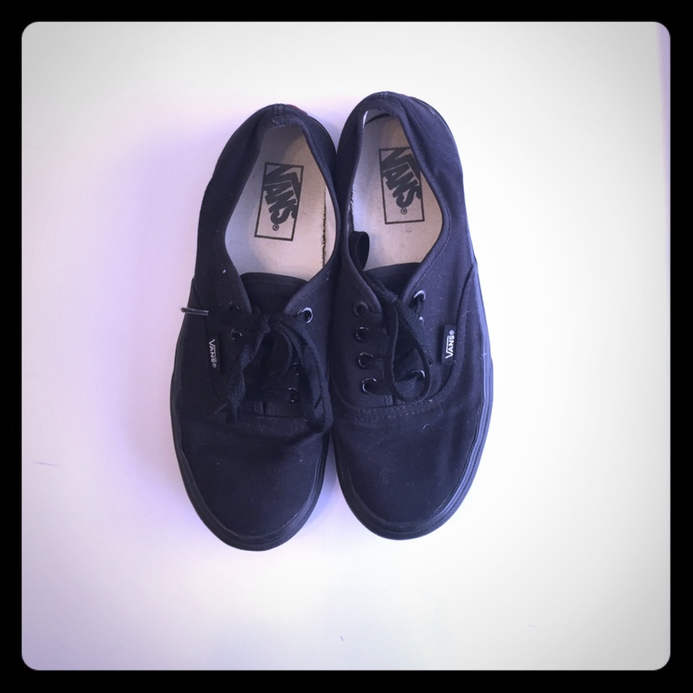Gently used all black 7.5 Vans
