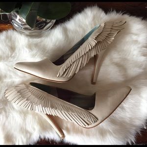 YRU Winged Heels