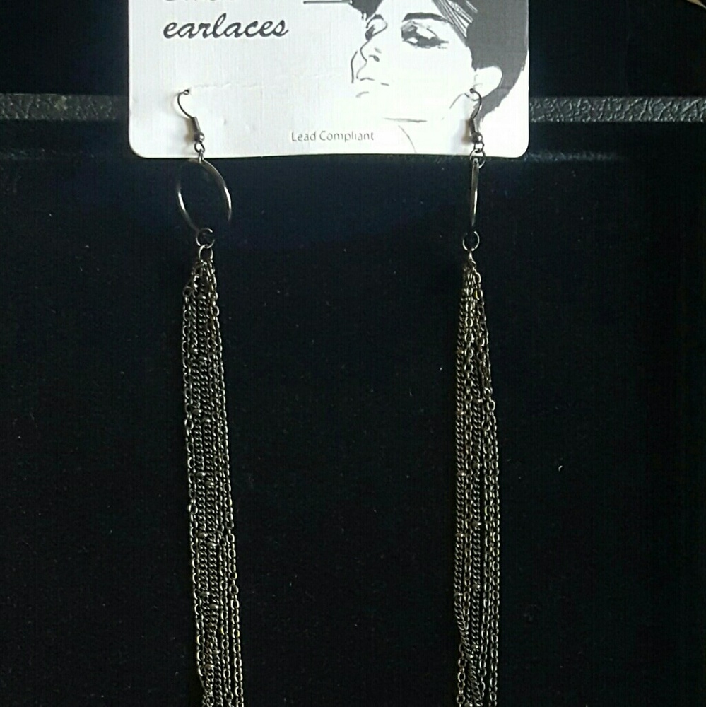 Gunmetal Chain Earlaces