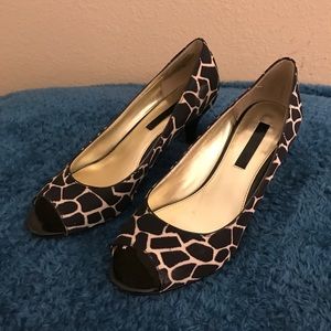 Bandolino leopard print heels