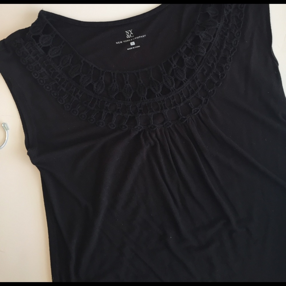 Black top/crochet neck