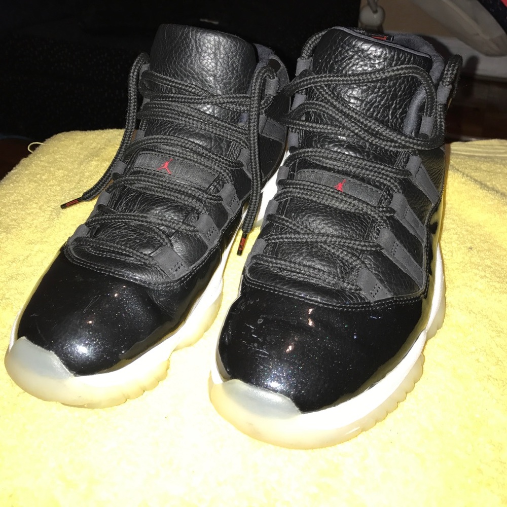 Jordan retro 12 (42-10)