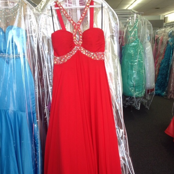 Prom Dress - Picture 1 of 2