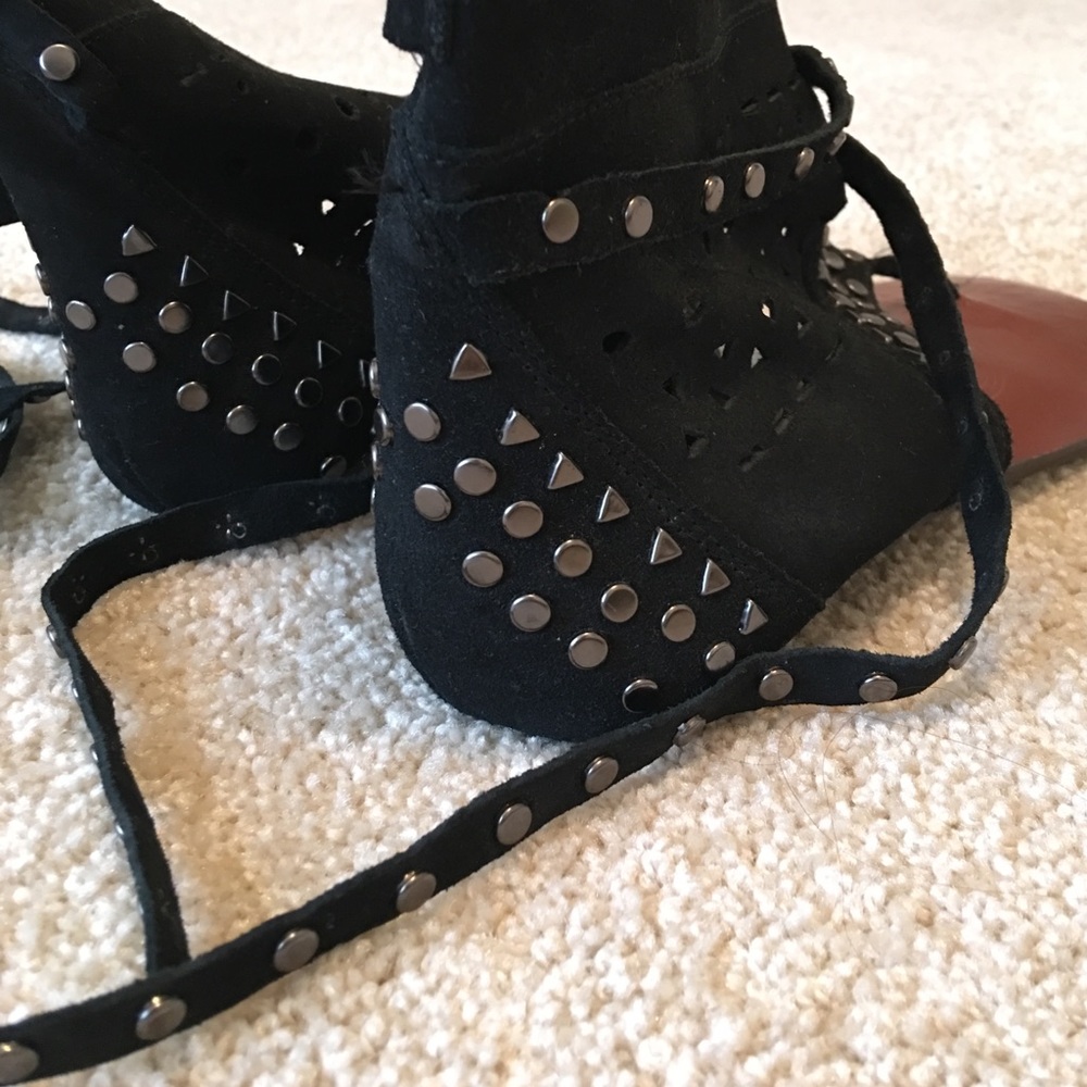Naughty Monkey Alternative style sandals 🖤
