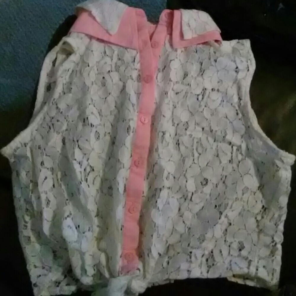 Crop Top (LOVE CULTURE) BRAND NEW