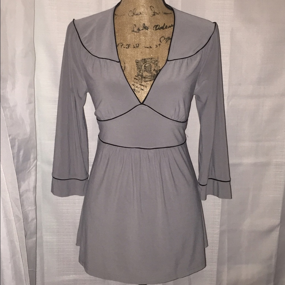 🔥SALE🔥 BCBG MaxAzria Hourglass Slimming Blouse