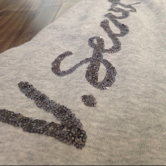 Victoria's Secret Pants - NWT Victoria's Secret soft joggers lounge pants