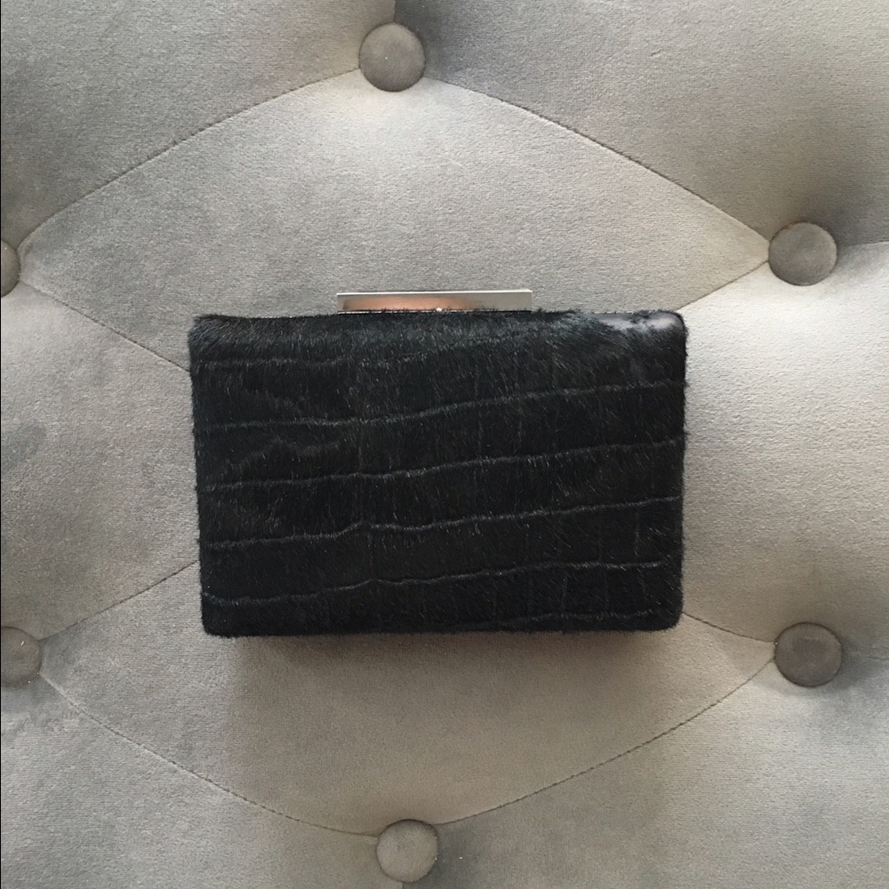 Clutch by La Diva