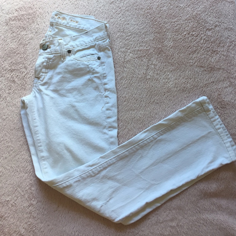 SOLD- RUEHL by A&F  premium white denim jeans