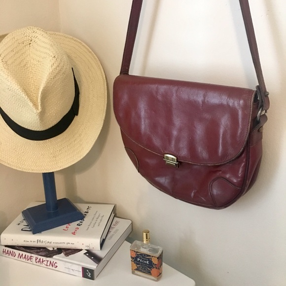 Etienne Aigner Handbags - Vintage Etienne Aigner - real leather, hand made