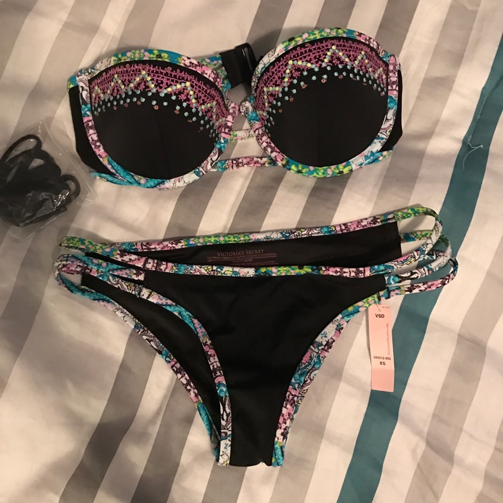 XS VS Bikini Bottoms