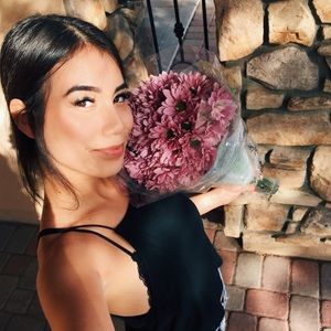 Meet your Posher, Alisa