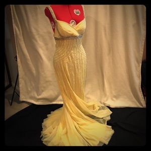 ‼️FINAL SALE‼️Beaded Yellow Gown
