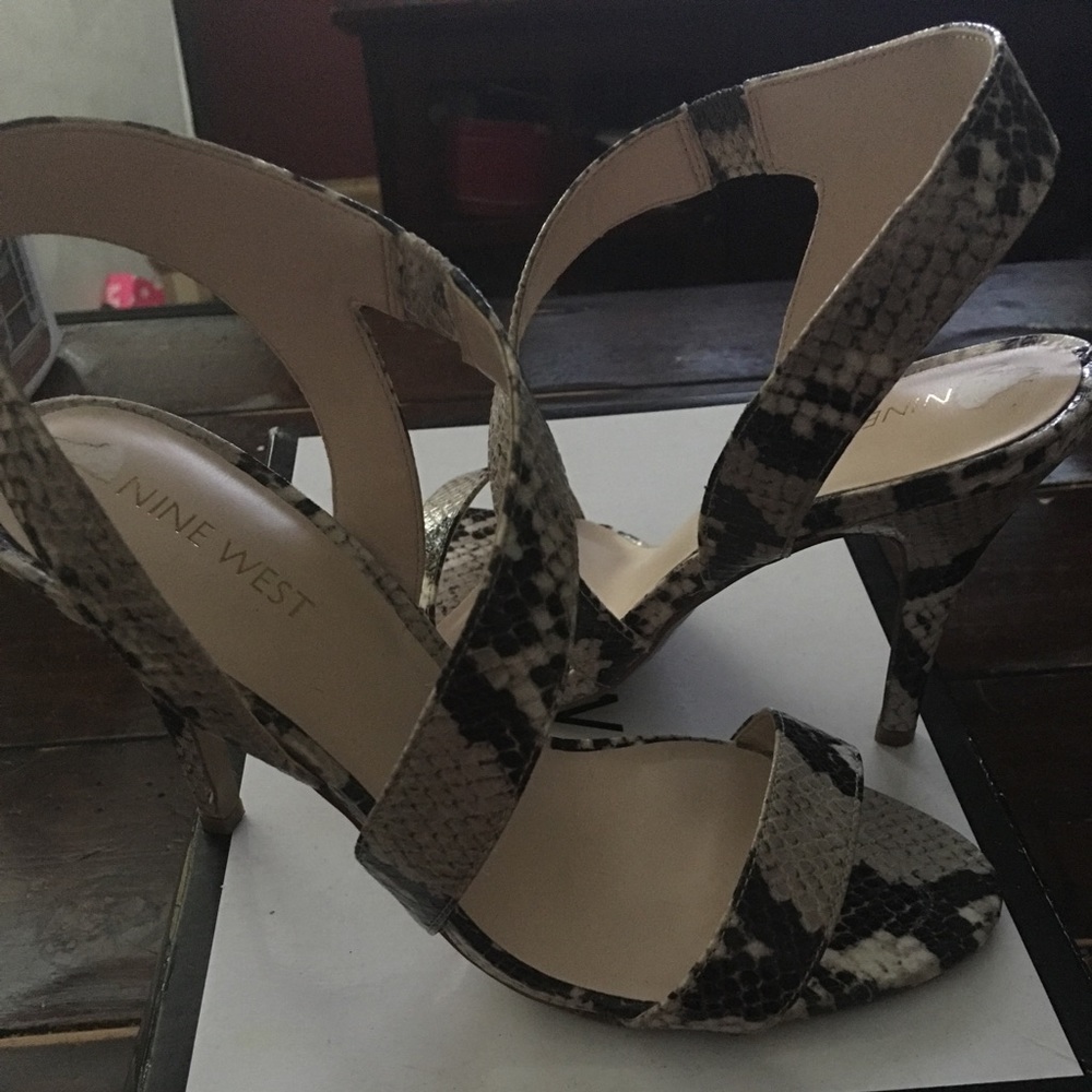 Nine West heels - Picture 2 of 4