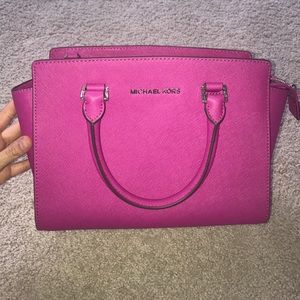 Michael Kors Hot Pink Selma