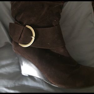WEDGE HEEL BOOTS