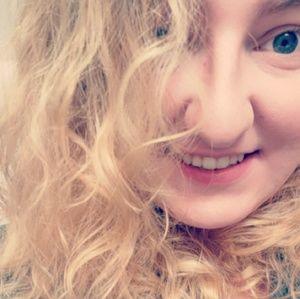 Meet your Posher, Nikki