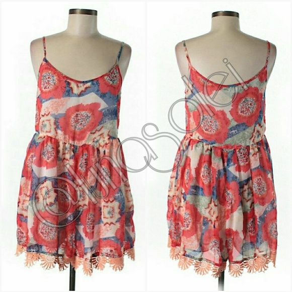 NWT LF S Coral Poppy Crochet Slip Romper - Picture 2 of 5