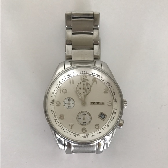 Silver Fossil watch - Picture 1 of 4