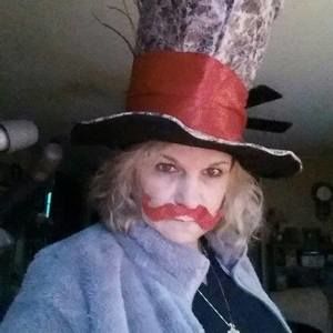 Meet your Posher, Beverly