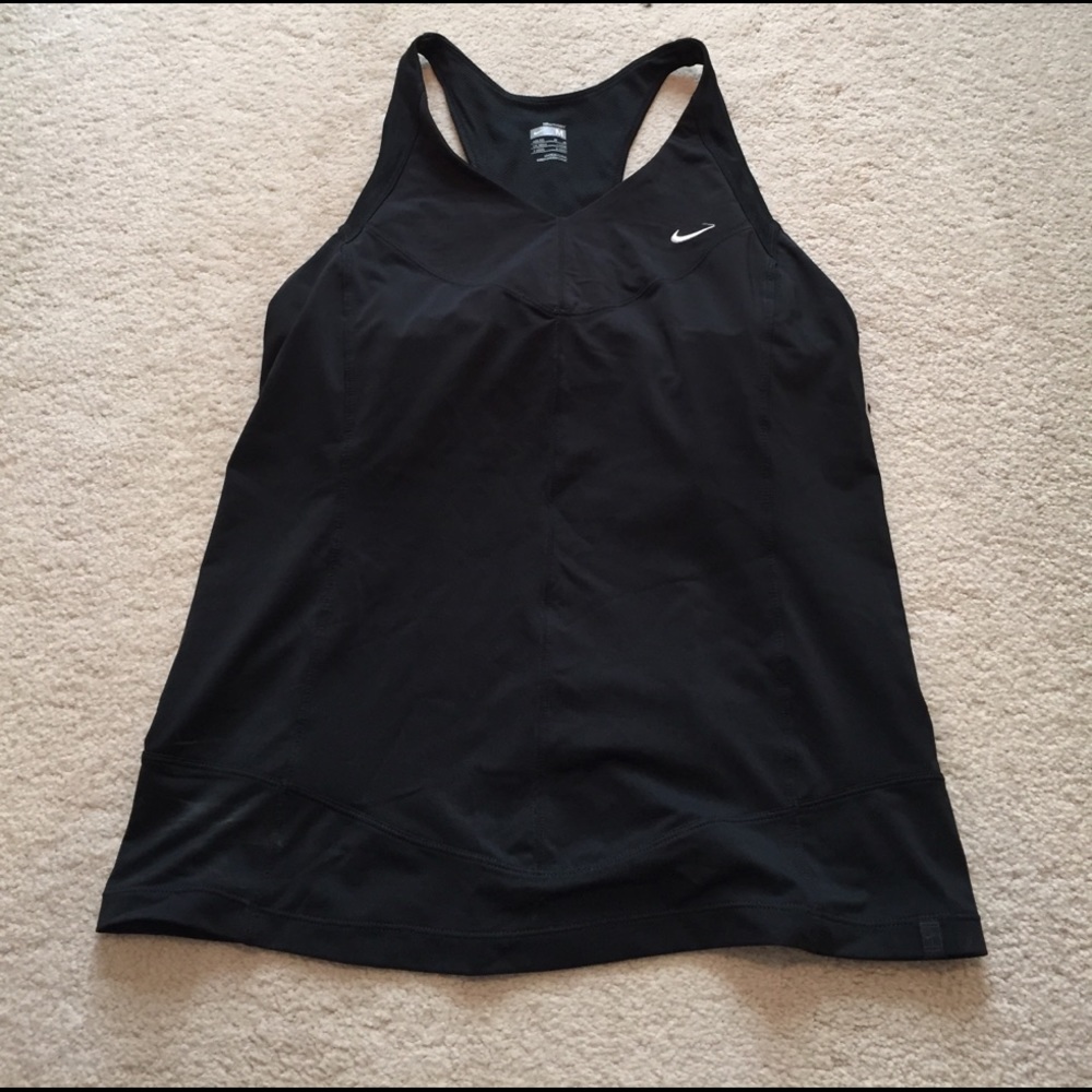 MAKE OFFER Nike tennis shirt
