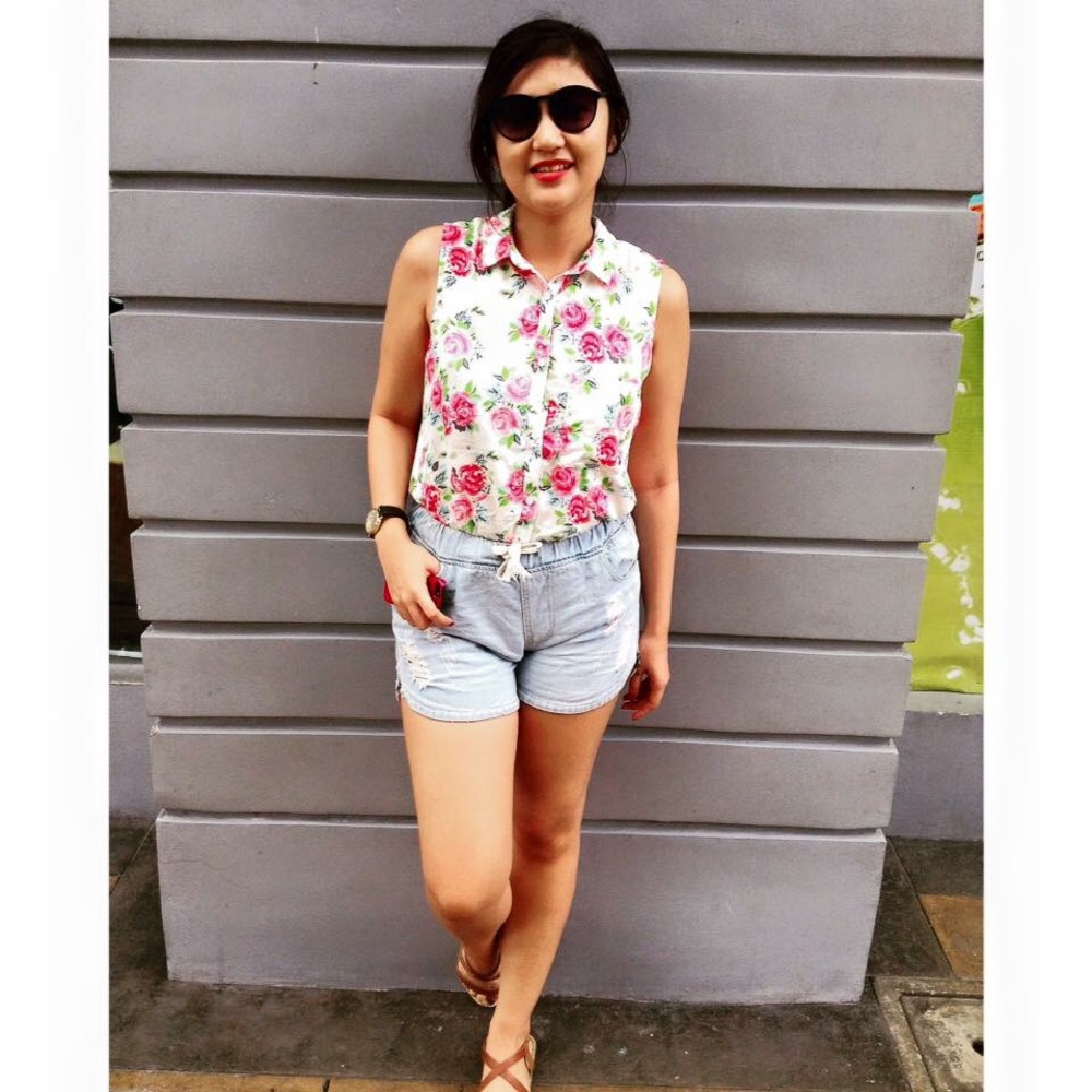 Floral sleeveless