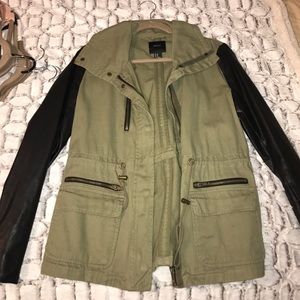Forever 21 Jackets & Coats - Army green utility jacket Forever 21 Jackets & Coats - Army green utility jacket