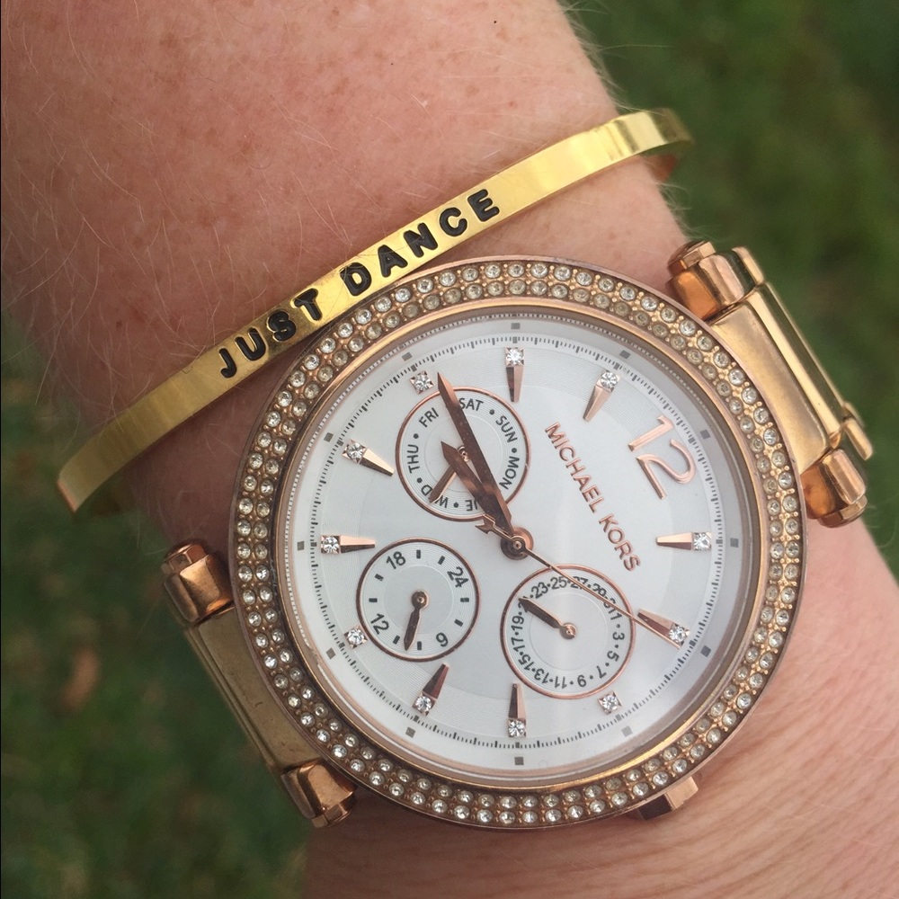 Michael Kors round diamond rose gold watch