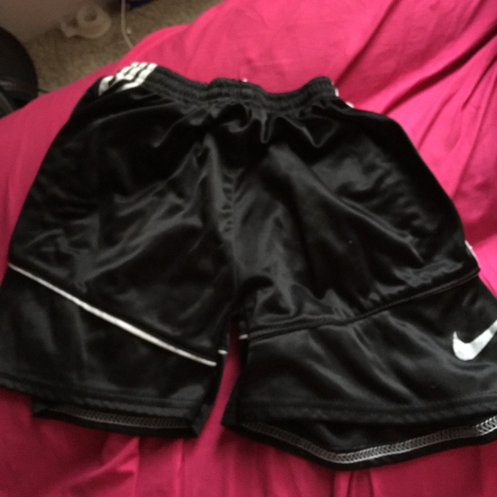 Nike short