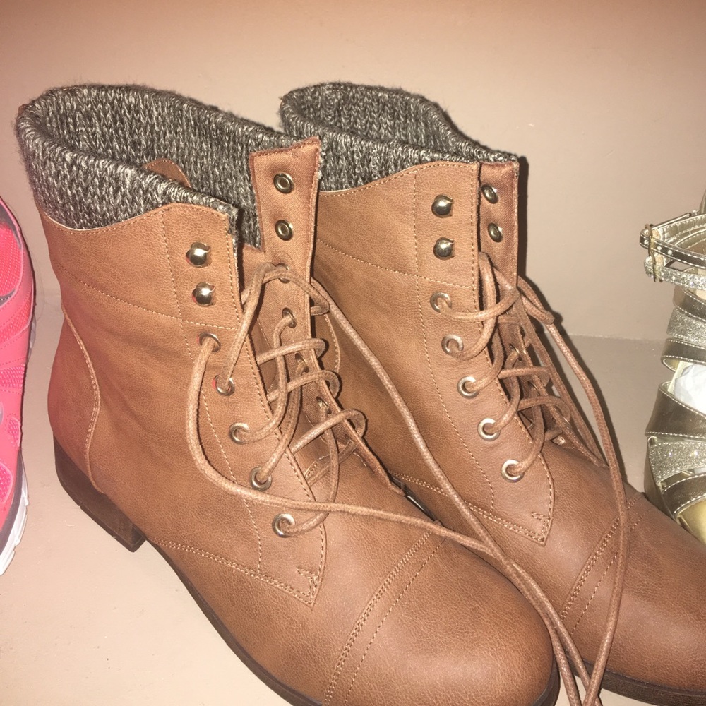 Charlotte russe boots