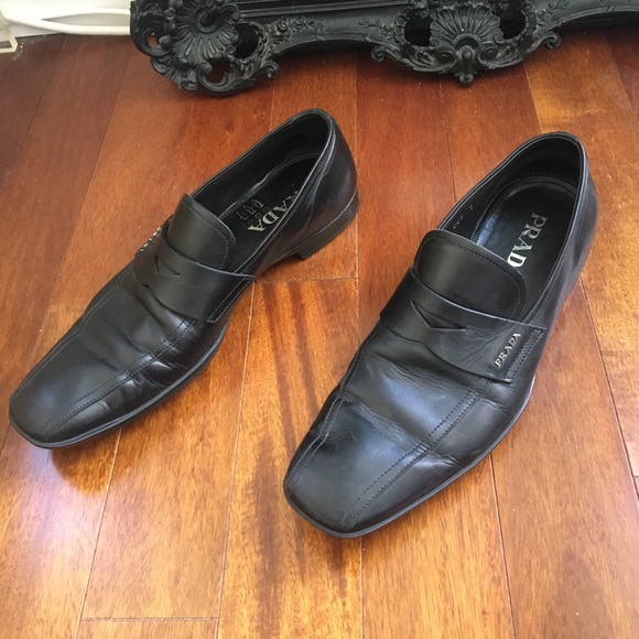 Prada Black Leather Loafers - Size 7