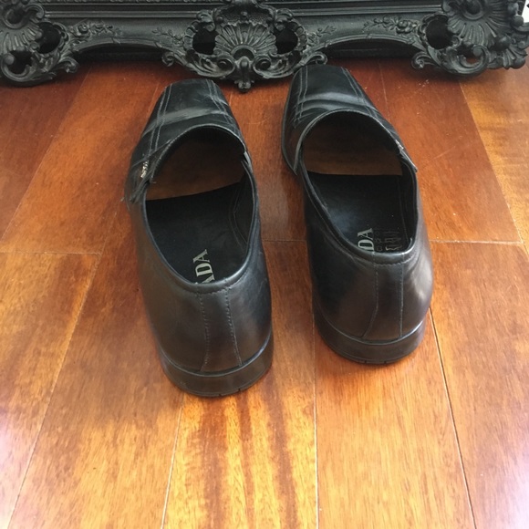 Prada Black Leather Loafers - Size 7