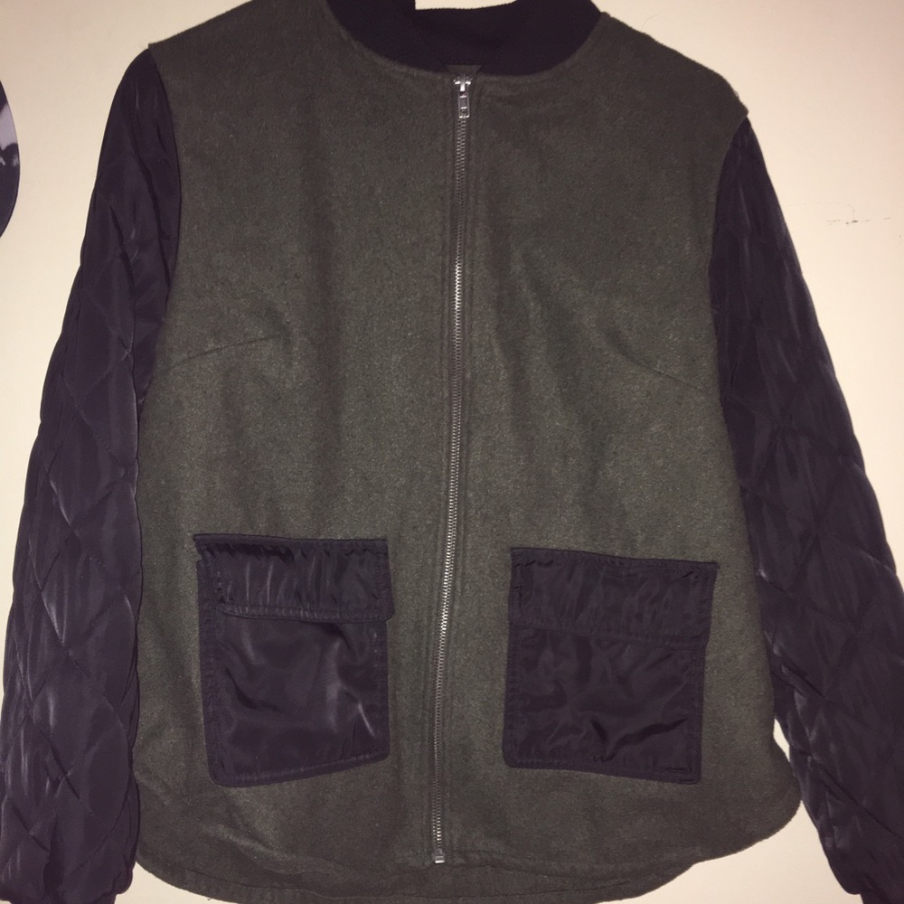 Bomber jacket