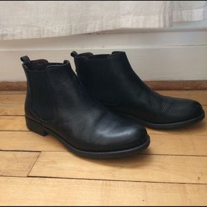 Barely Worn Leather Chelsea Boots