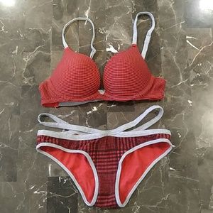 32B Victoria Secret pushup bra and panty set