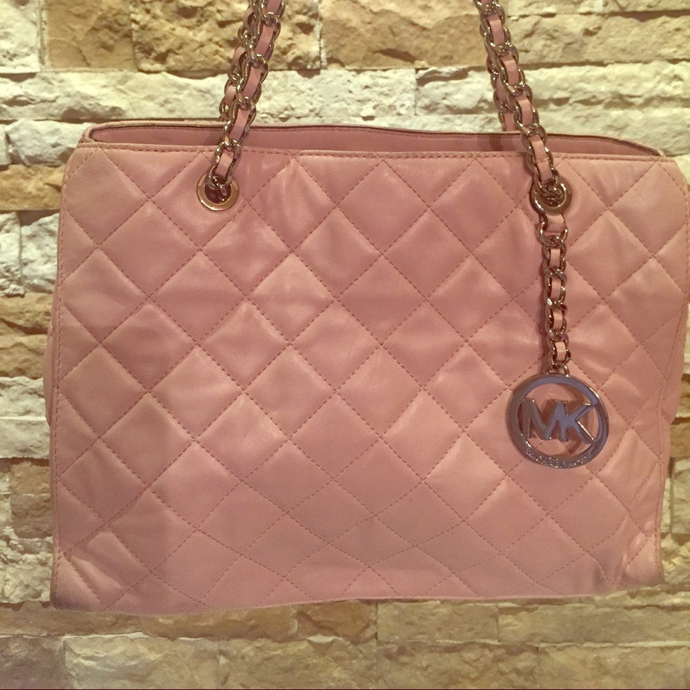 Michael Kors blush pink bag w/silver hardware