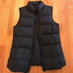HP🎉GAP 75% Down Vest