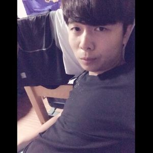 Meet your Posher, Aaron