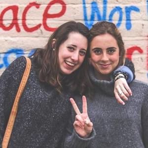 Meet your Posher, Caroline