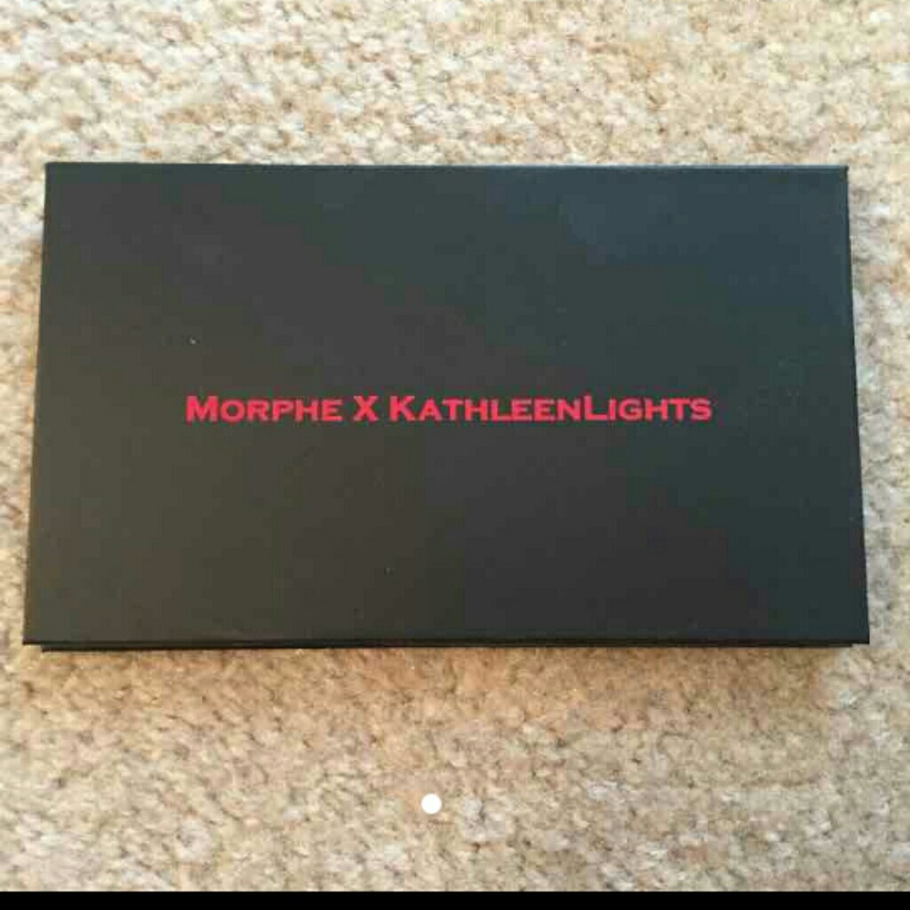 ISO Kathleen light morphe palette