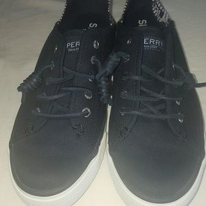 Sperry Topsiders
