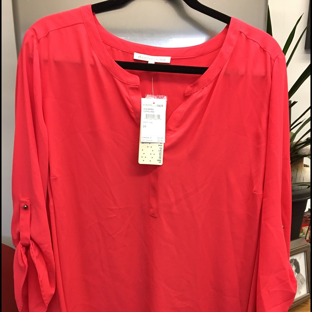 Daniel Rainn 2x blouse