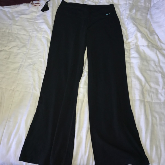 Sweatpants - Picture 2 of 4