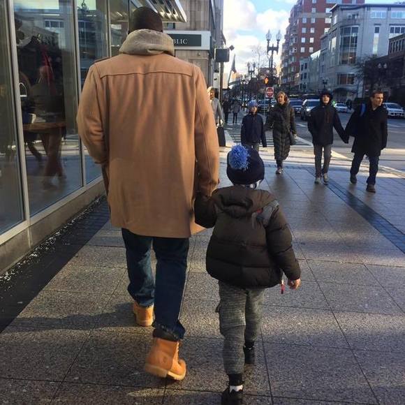 Meet your Posher, Lavar - Picture 1 of 1