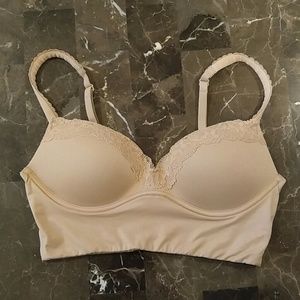 32B Victoria's​ Secret Easy Push-Up lounge bra