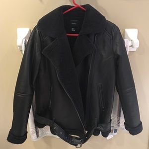 Forever 21 sherling suede black coat S